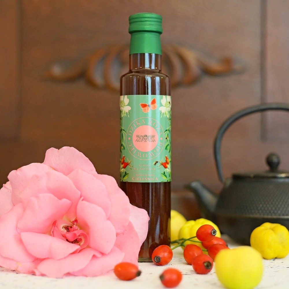 Syrop z dzikiej róży i pigwowca – naturalny smak | Vita-Food